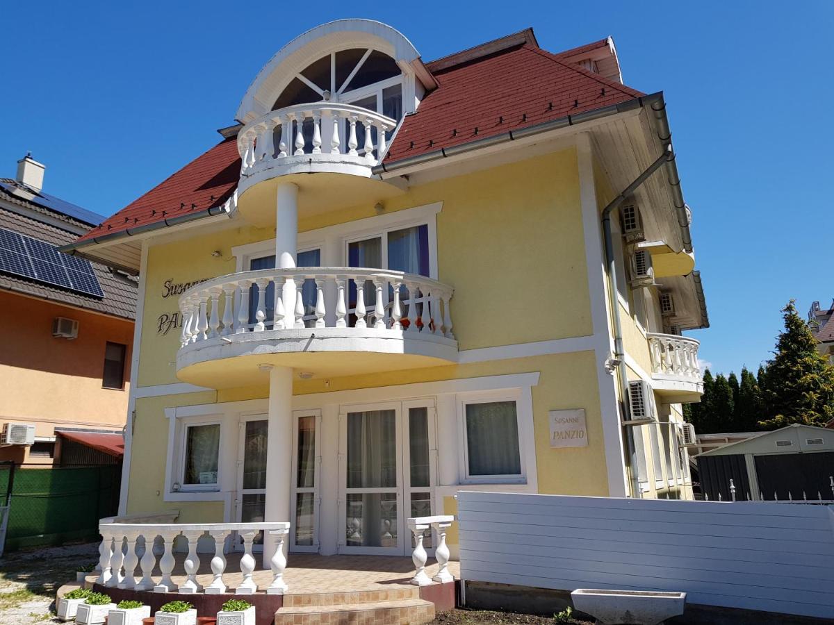 Crystal és Susanne Panzió Bed and Breakfast Siófok Exterior foto