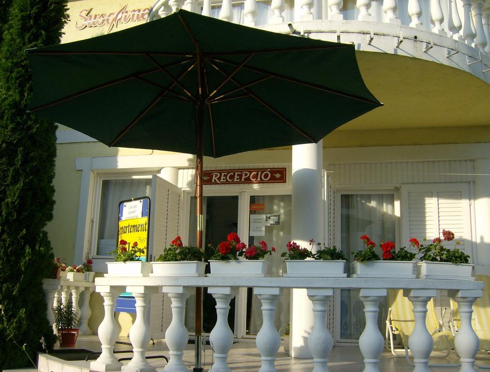 Crystal és Susanne Panzió Bed and Breakfast Siófok Exterior foto