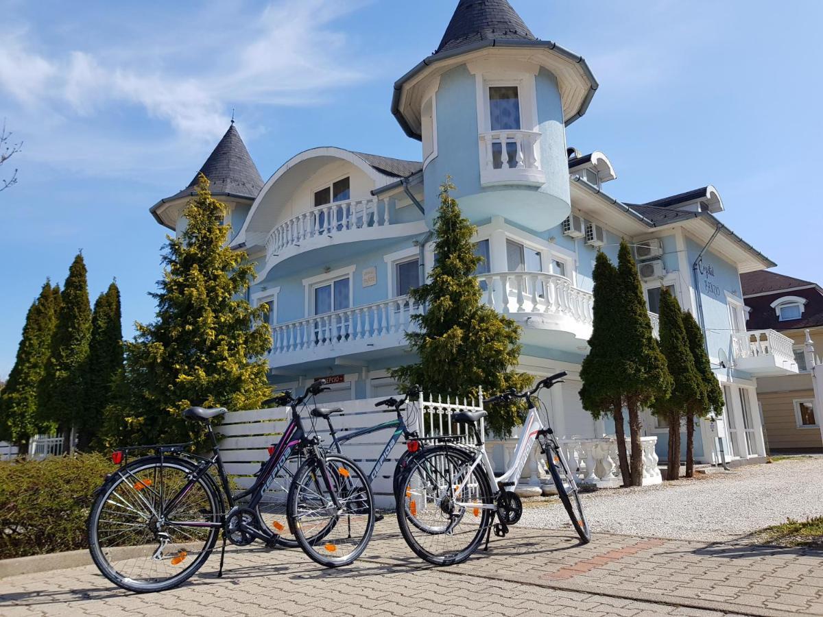 Crystal és Susanne Panzió Bed and Breakfast Siófok Exterior foto