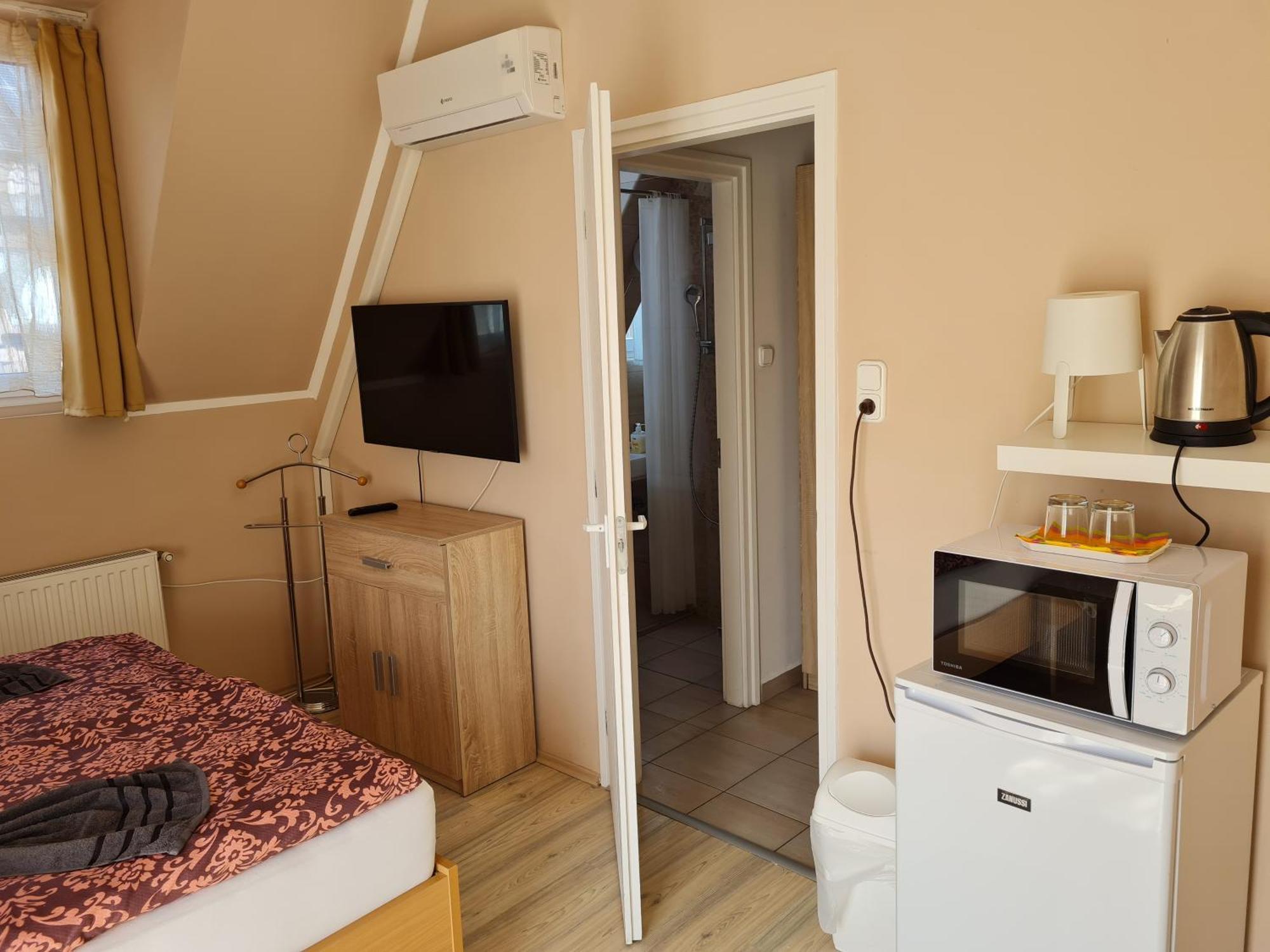 Crystal és Susanne Panzió Bed and Breakfast Siófok Exterior foto
