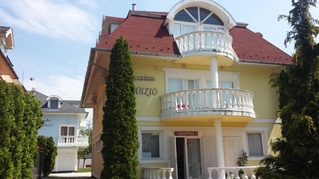 Crystal és Susanne Panzió Bed and Breakfast Siófok Exterior foto